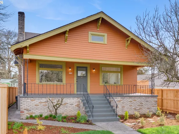 2534 SE 18th Ave #1, Portland, OR 97202