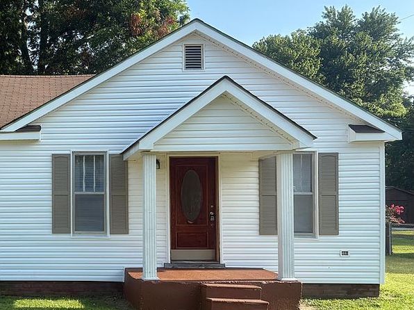 122 Sand St