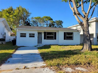 1883 Michigan Ave NE, Saint Petersburg, FL, 33703