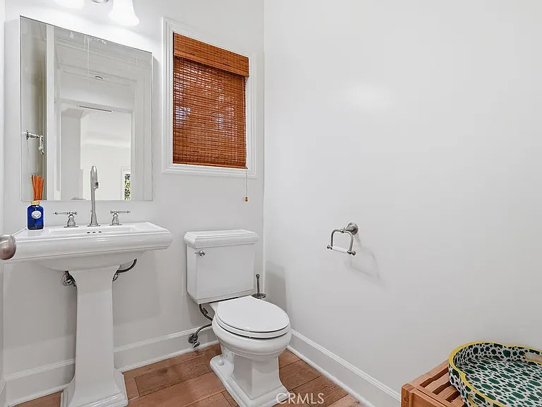 133 Hollister Ave — Photo 43