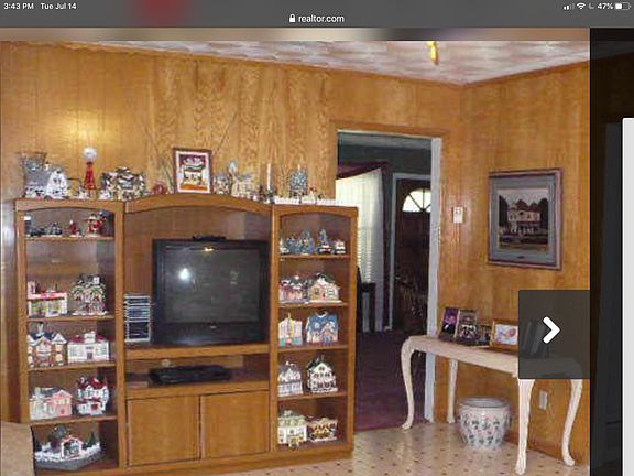 2nd image of 1212 Boyd Dr