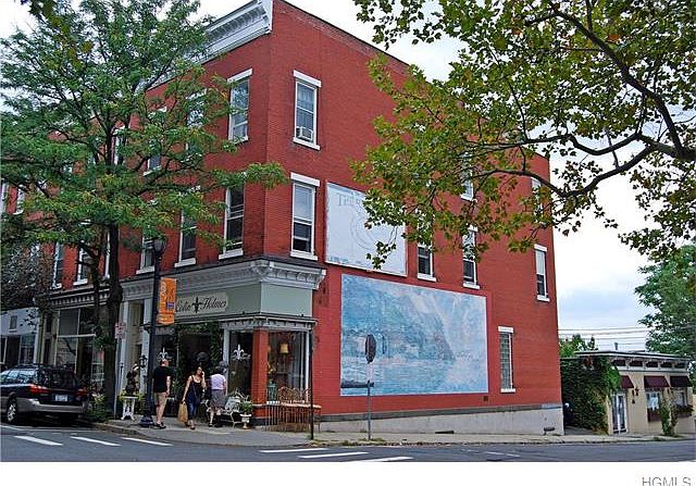 1st image of 13 S Broadway
