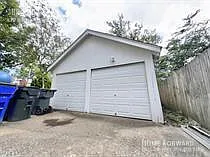 512 Woodbine Dr — Photo 24