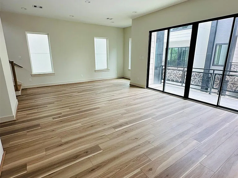6310 Illinois St #B — Photo 10