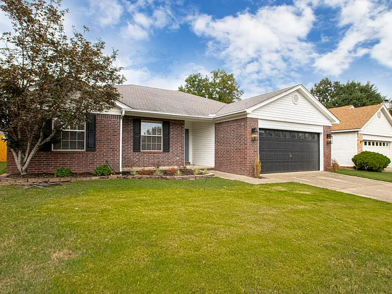 23 Pamela Ln — Photo 8