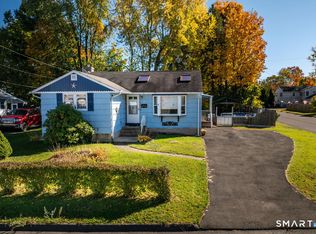 17 Dover Street, Bristol, CT 06010