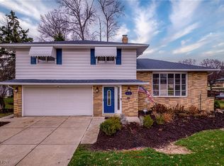 6135 Winchester Dr, Seven Hills, OH 44131