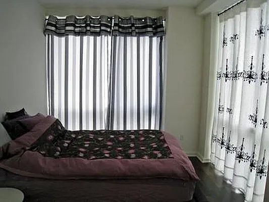Rented by R New York | media 21