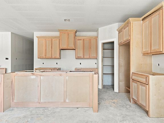 5th image of 4428 Concord Rd