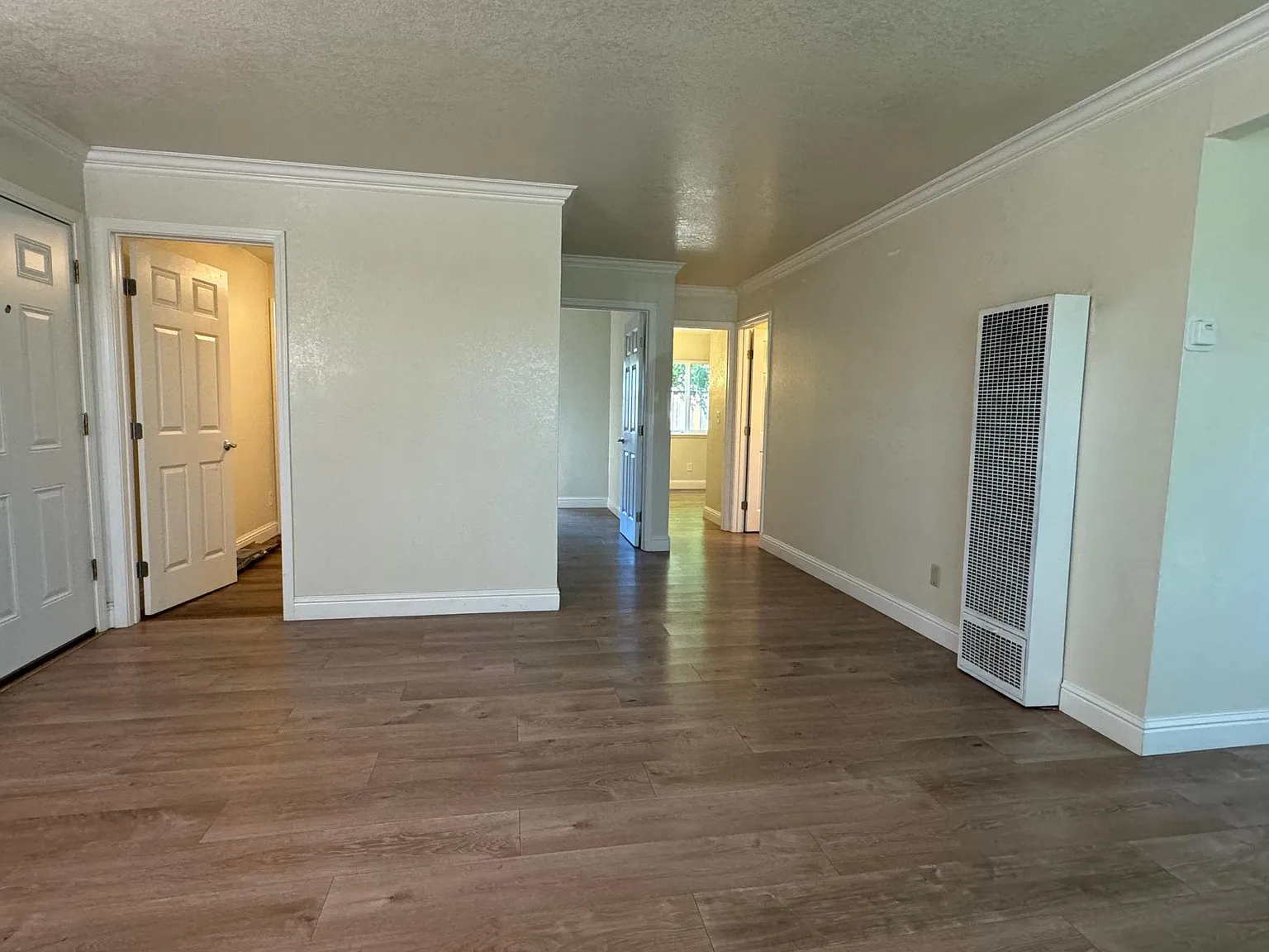 550 Market Pl — Photo 3