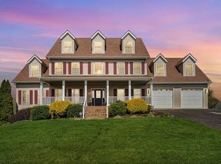 4220 Childress Rd, Christiansburg, VA 24073