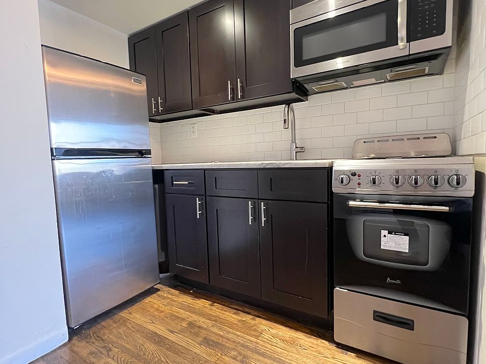 1st image of 2705 Astoria Blvd APT 4C