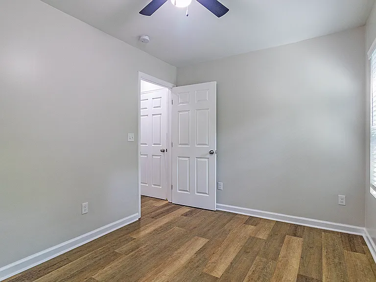 2065 Freeman St — Photo 25
