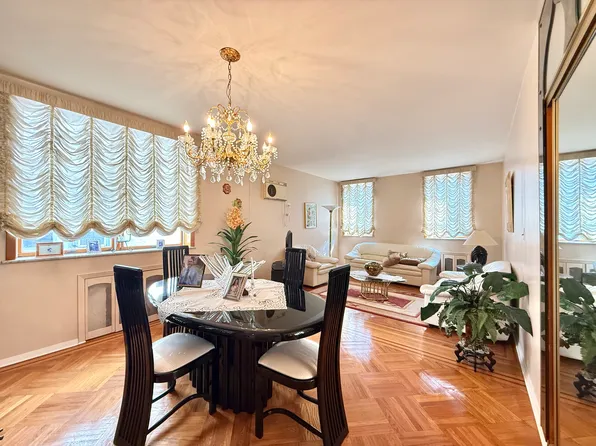 2049 71st Street image 2 of 19