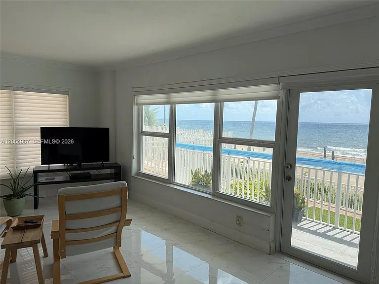 3850 Galt Ocean Dr #111 — Photo 8