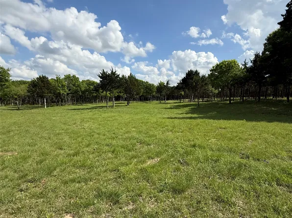 721 Rayburn Dr, Desoto, TX 75115