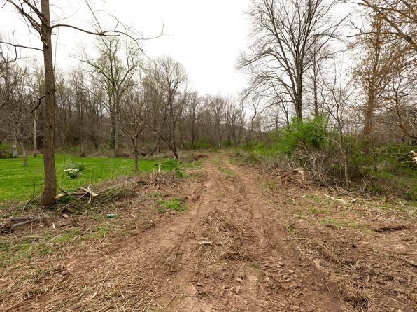 233 Patterson Creek Rd, Alderson, WV 24910