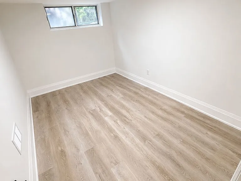 43 Belvidere Ave #LOWER — Photo 10