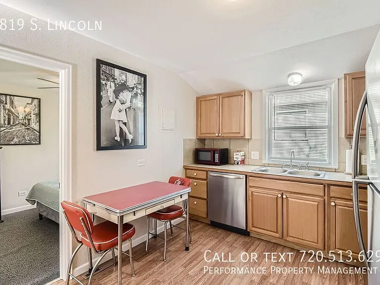 4819 S Lincoln St — Photo 12