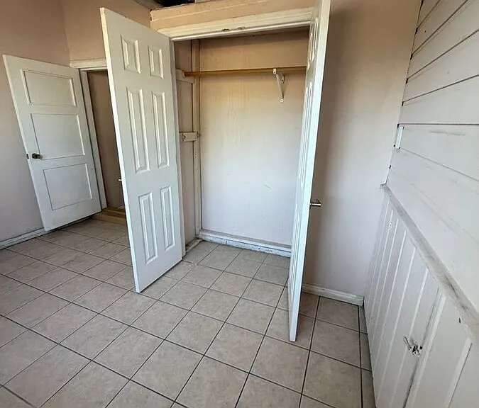 625 E Wilmington Ave — Photo 29