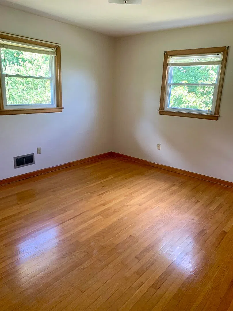Blacksburg Home with Basement and Off Street Parking — Photo 3
