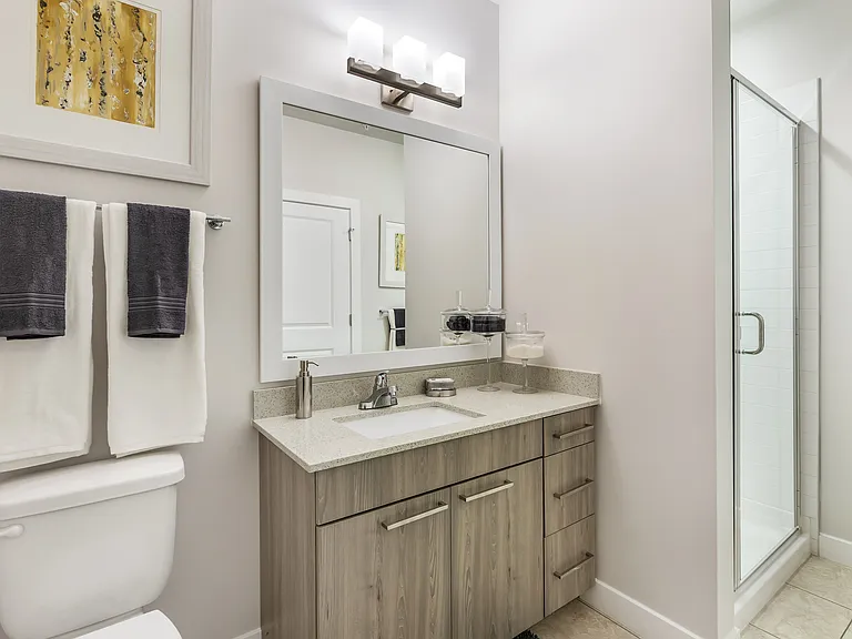 Mayfair Reserve — Photo 12