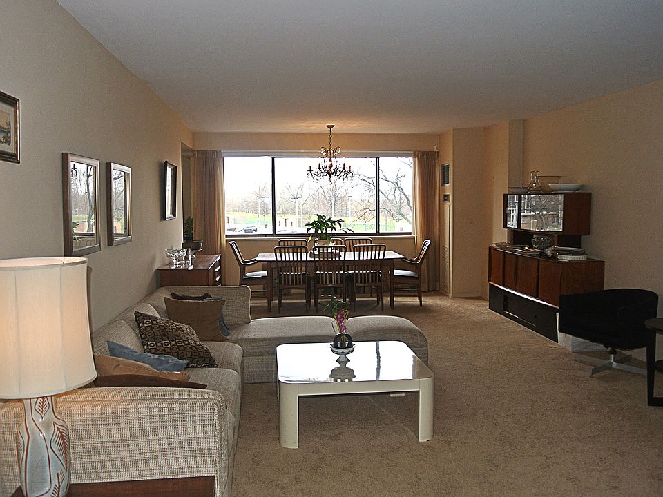 1st image of 27110 Grand Central Pkwy APT 3H