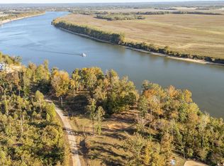 60 Sleepy Hollow Ln, Savannah, TN 38361