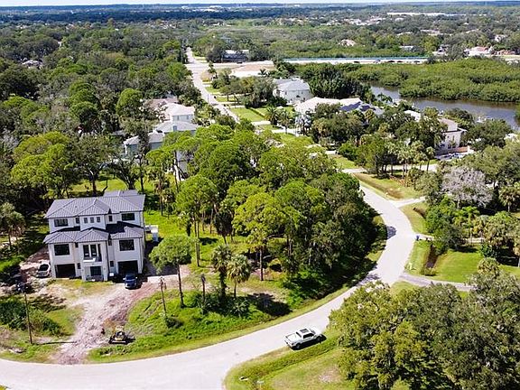 5th image of 3825 SHORE BOULEVARD LOT 6