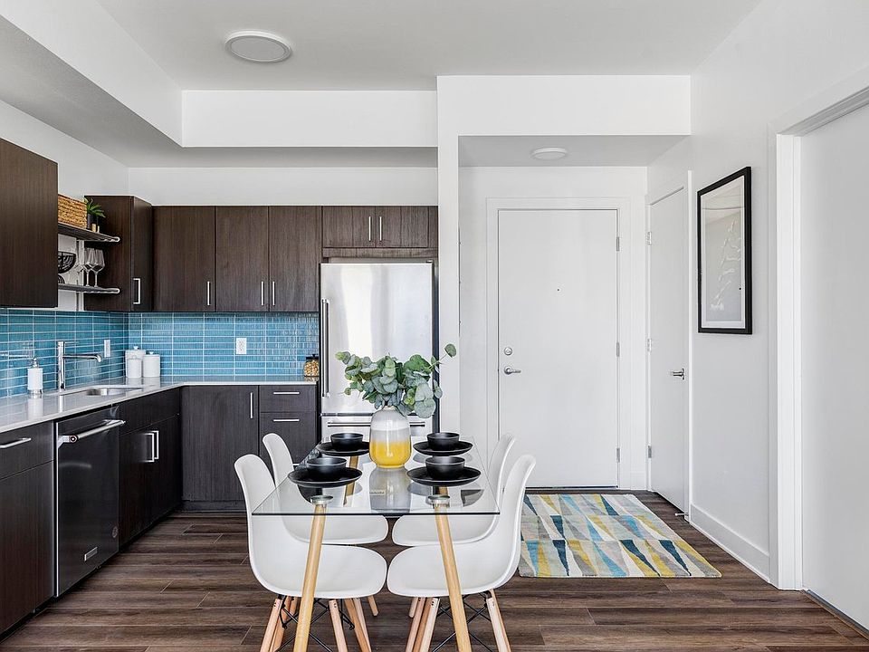 1st image of 1707 Walnut St #302