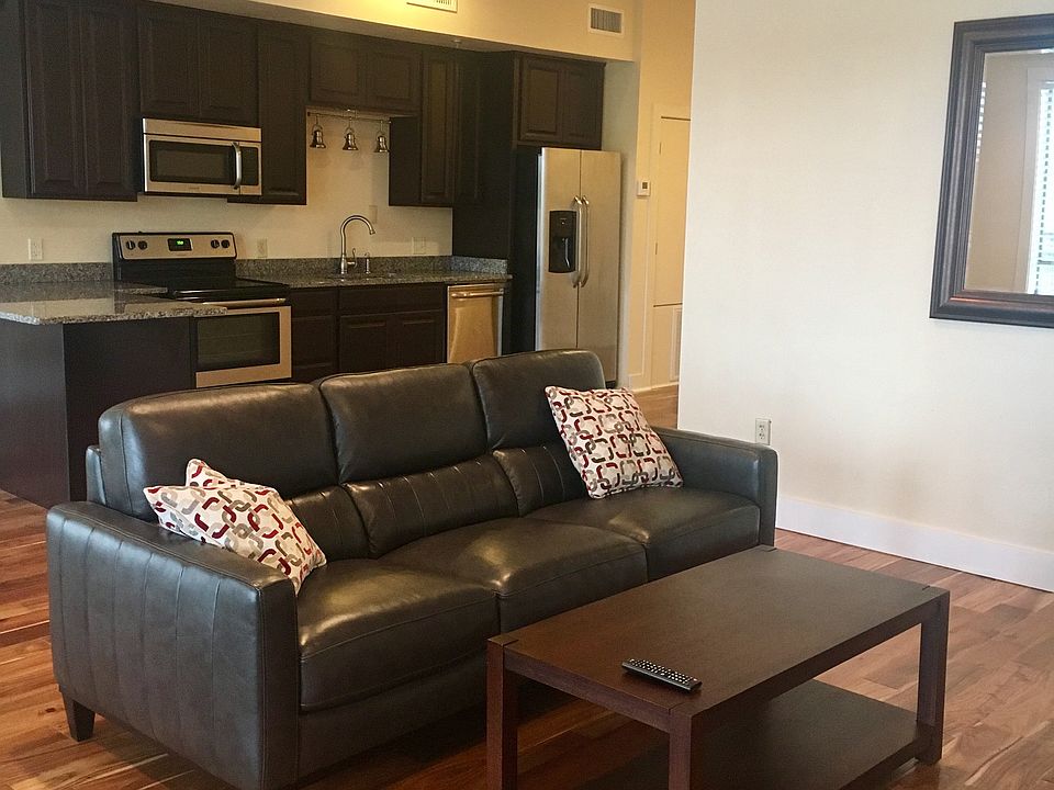 1st image of 11172 River Highlands Dr #202