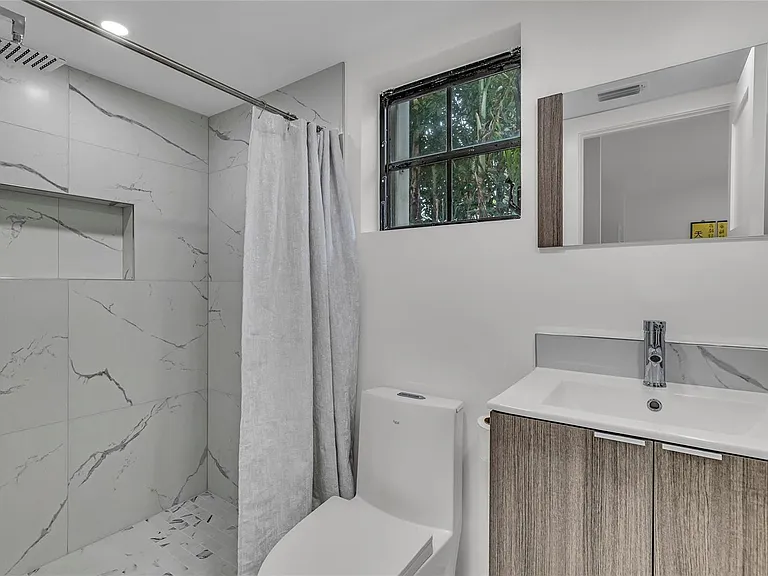 616 3rd Key Dr — Photo 13
