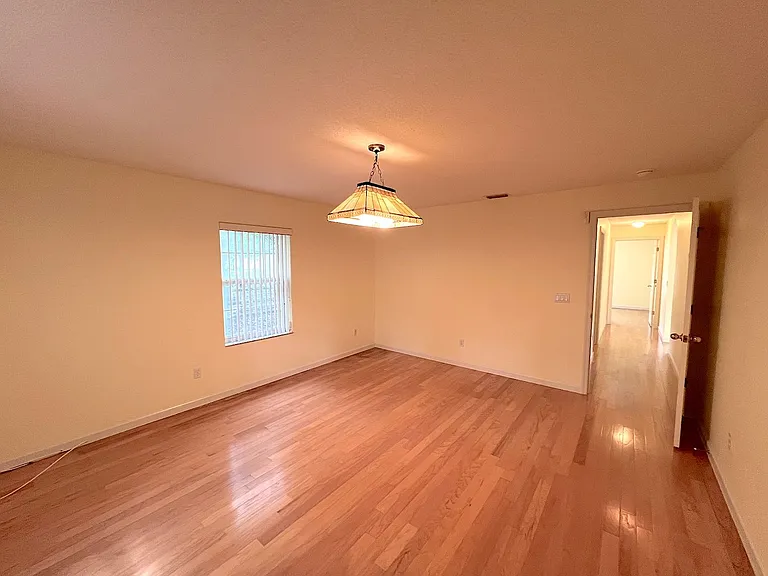 87 Rose Dr — Photo 48