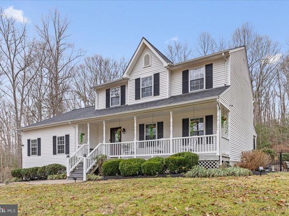17750 Maxwell Hall Pl, Hughesville, MD 20637