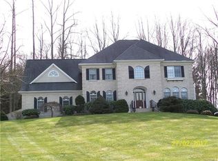 22 Hidden Pond Ln, Shelton, CT 06484