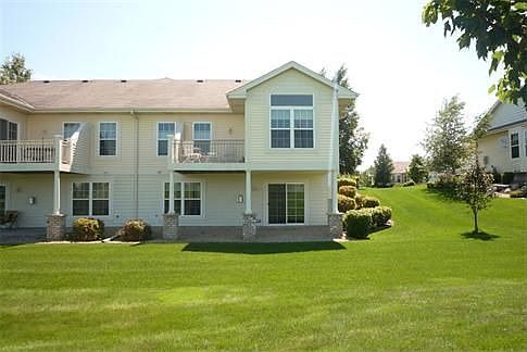 2nd image of 562 Holly Ln N