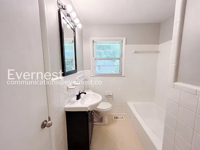 711 Elliott Dr — Photo 14