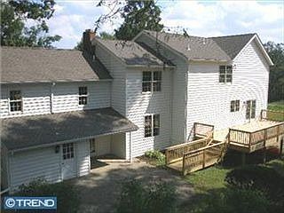 1st image of 901 Merrybell Ln