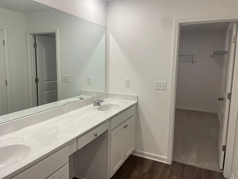 152 Mission Blvd — Photo 12