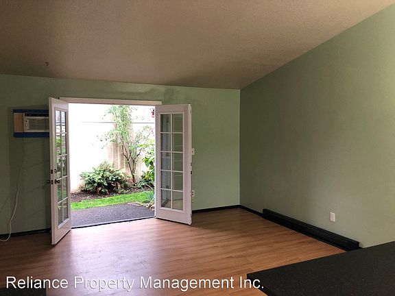 3rd image of 3644 SE 86th Ave #10559161