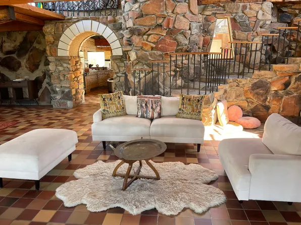 7791 Joshua View Dr, Yucca Valley, CA 92284