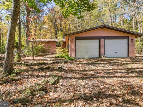 142 Woodland Dr, Upper Black Eddy, PA 18972