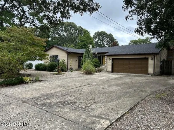 309 Chestnut Drive, Lanoka Harbor, NJ 08734