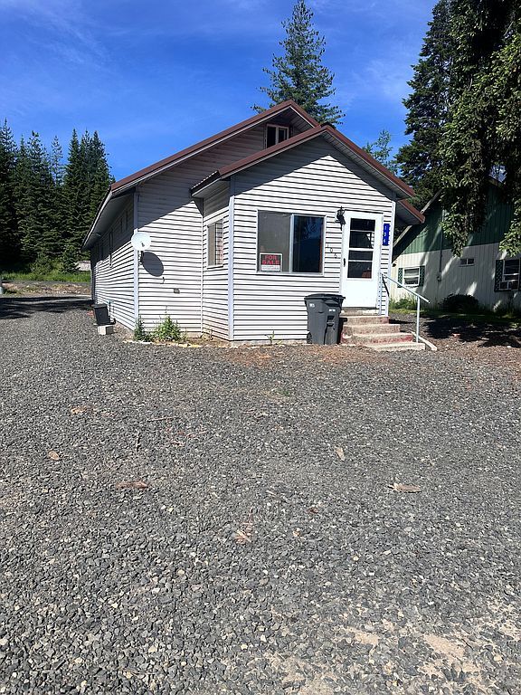 106 S 3rd St - Property Image