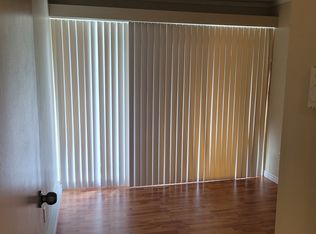 4363 Halifax St #206, Burnaby, BC V5C 5Z3
