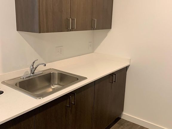2nd image of 1709 Marian Dr #301