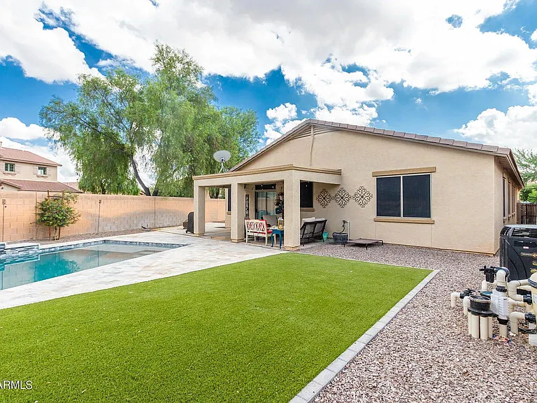 1180 E Saddleback Pl — Photo 9