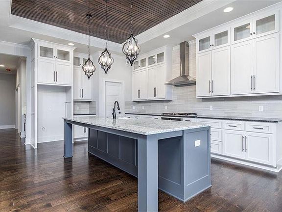 5th image of 6601 Royal Ct Lot 37
