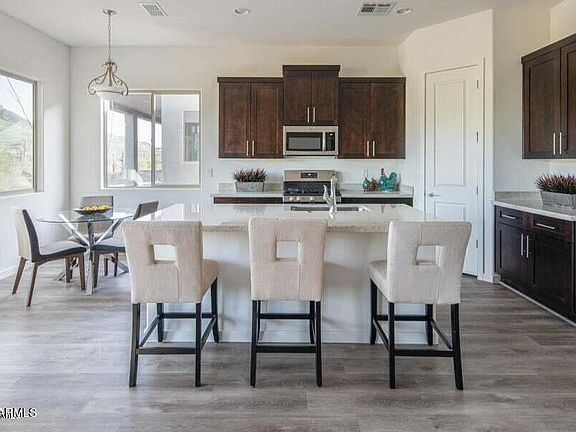 4th image of 46809 N 41st Avenue