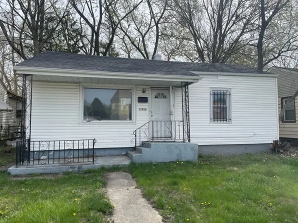 15713 Page Ave, Harvey, IL 60426